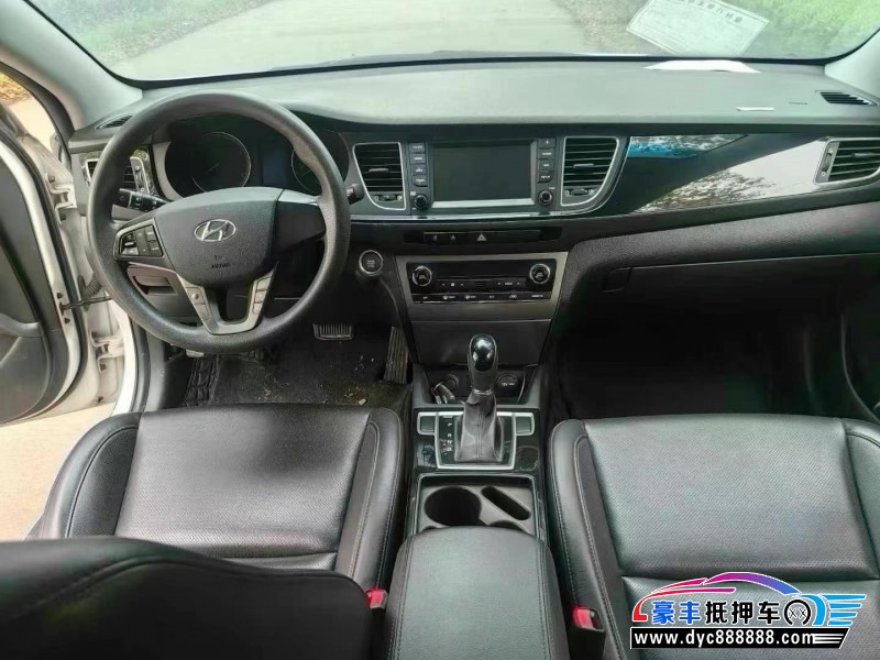 17年现代名图轿车抵押车出售