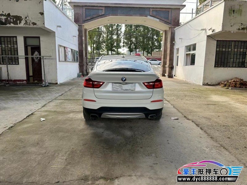 18年宝马X4轿车抵押车出售