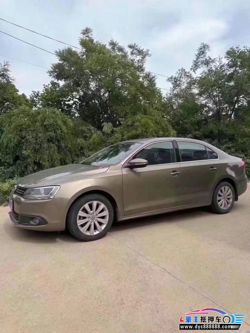 15年大众速腾轿车抵押车出售