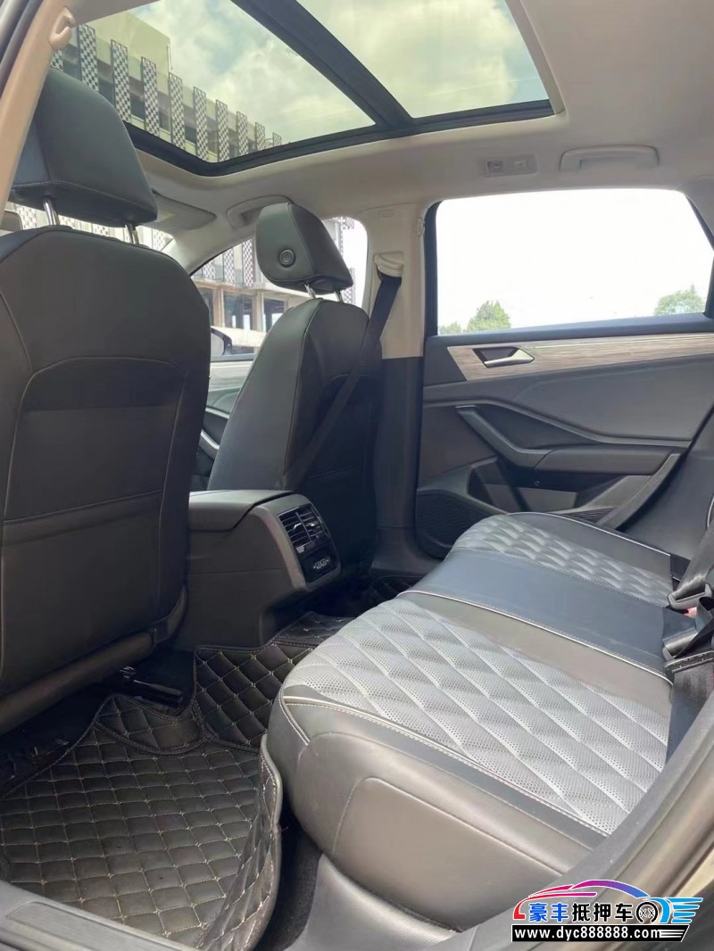 23年大众速腾轿车抵押车出售