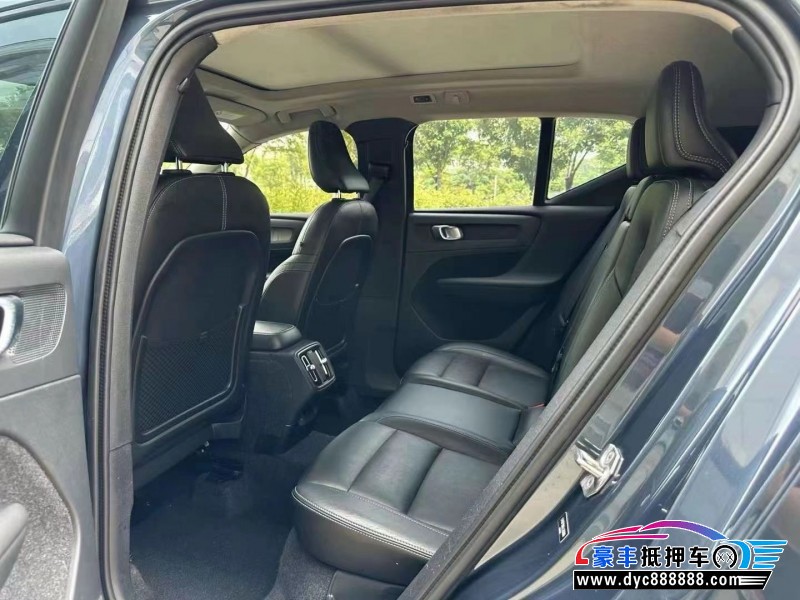 20年沃尔沃XC40轿车抵押车出售