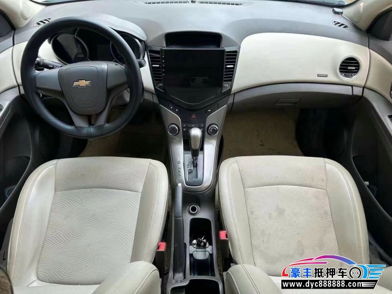 15年雪佛兰科鲁兹轿车抵押车出售