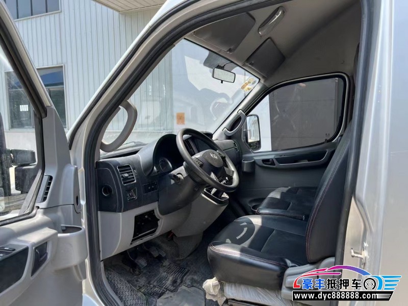 21年东风御风轿车抵押车出售