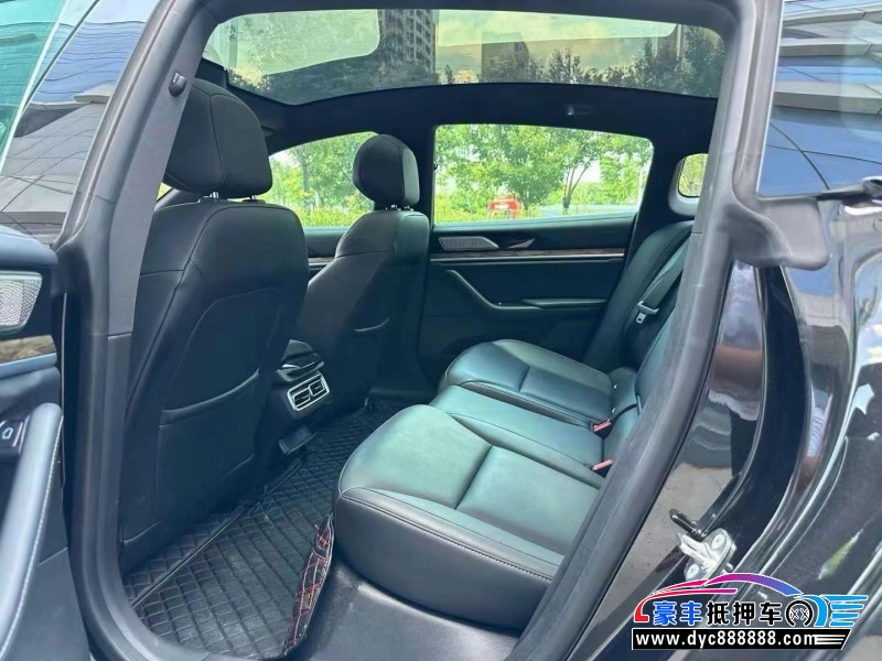 23年哪吒S轿车抵押车出售