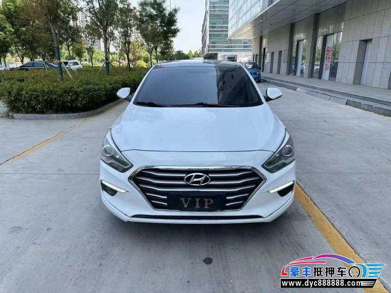 18年现代名图轿车抵押车出售