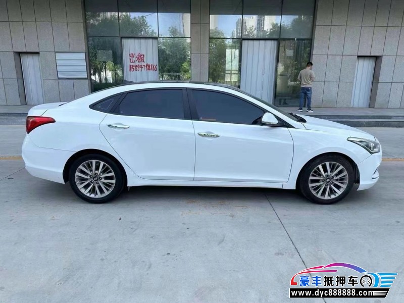 18年现代名图轿车抵押车出售