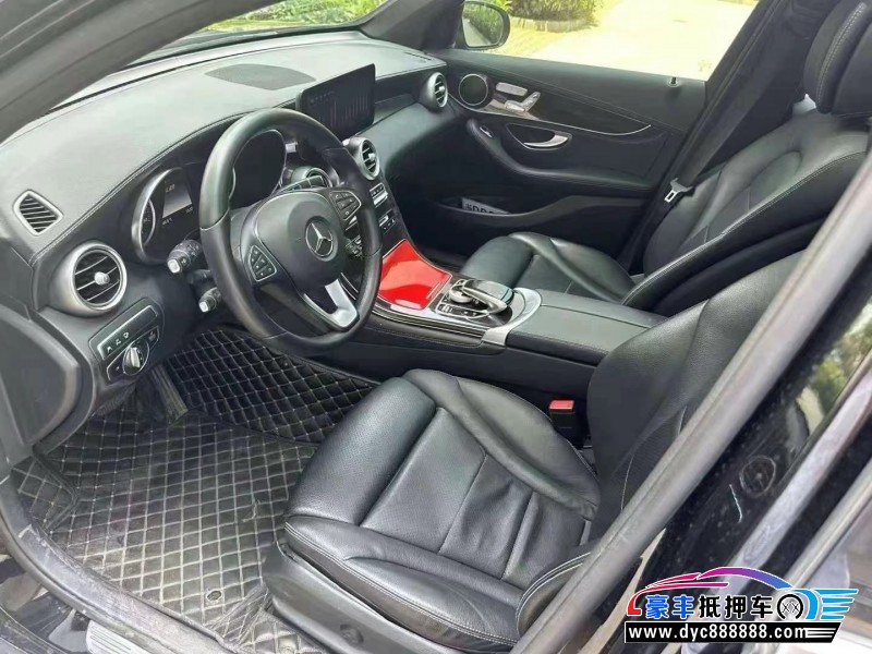 19年奔驰GLC轿车抵押车出售