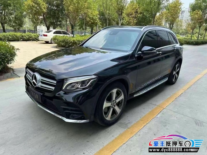 19年奔驰GLC轿车抵押车出售