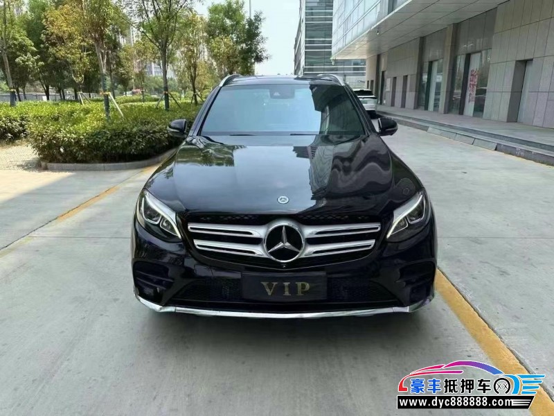 19年奔驰GLC轿车抵押车出售