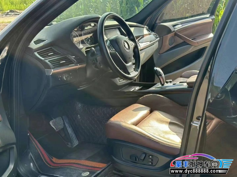 13年宝马X5轿车抵押车出售