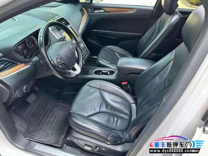 19年林肯MKC轿车抵押车出售