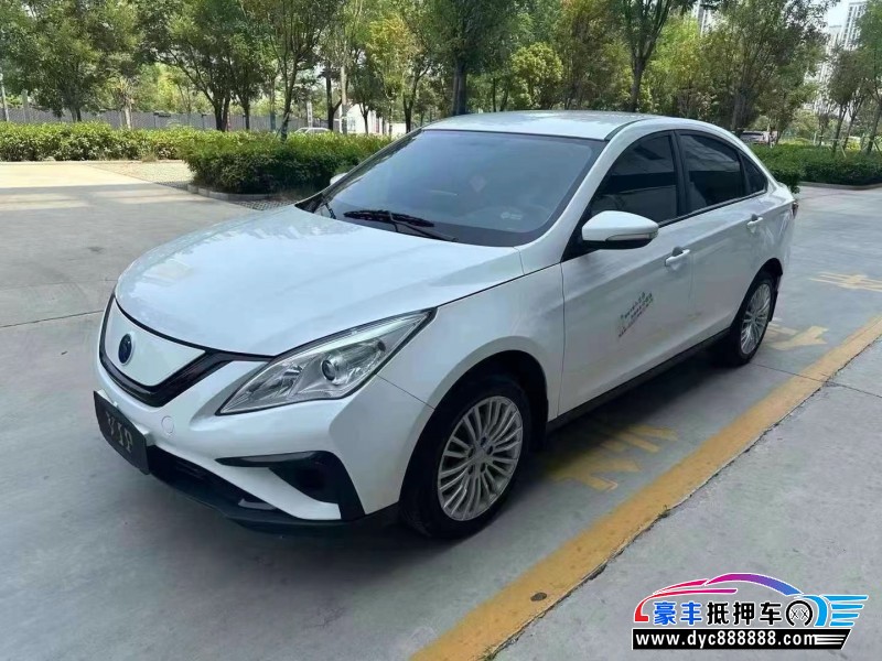 22年东风风行景逸S50轿车抵押车出售