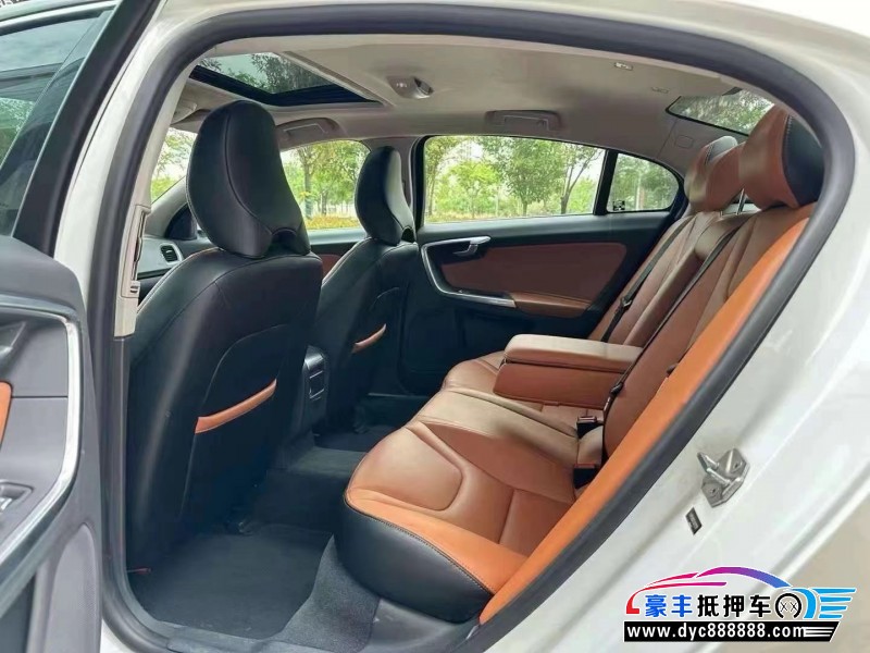 19年沃尔沃S60L轿车抵押车出售