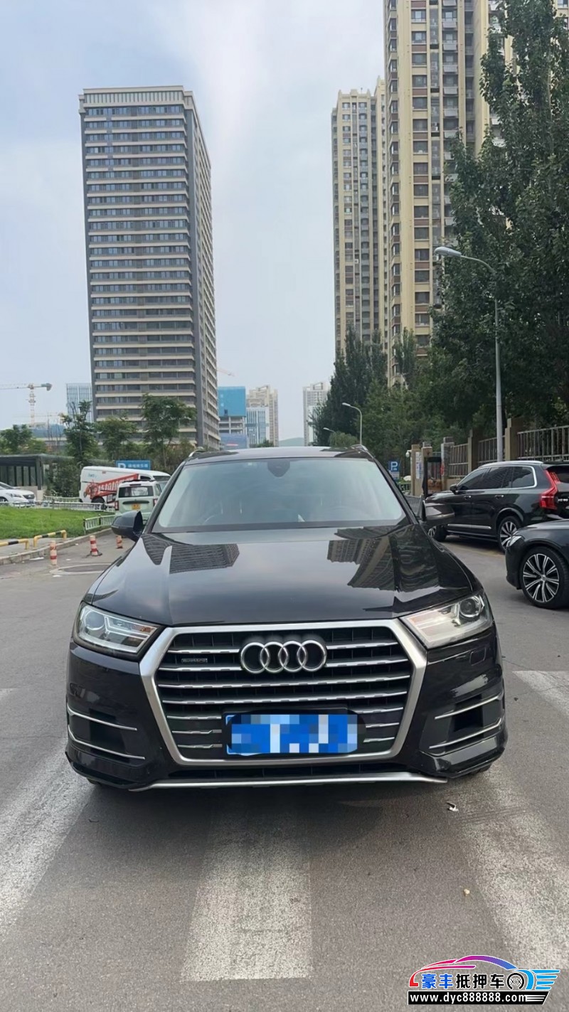 17年奥迪Q7轿车抵押车出售