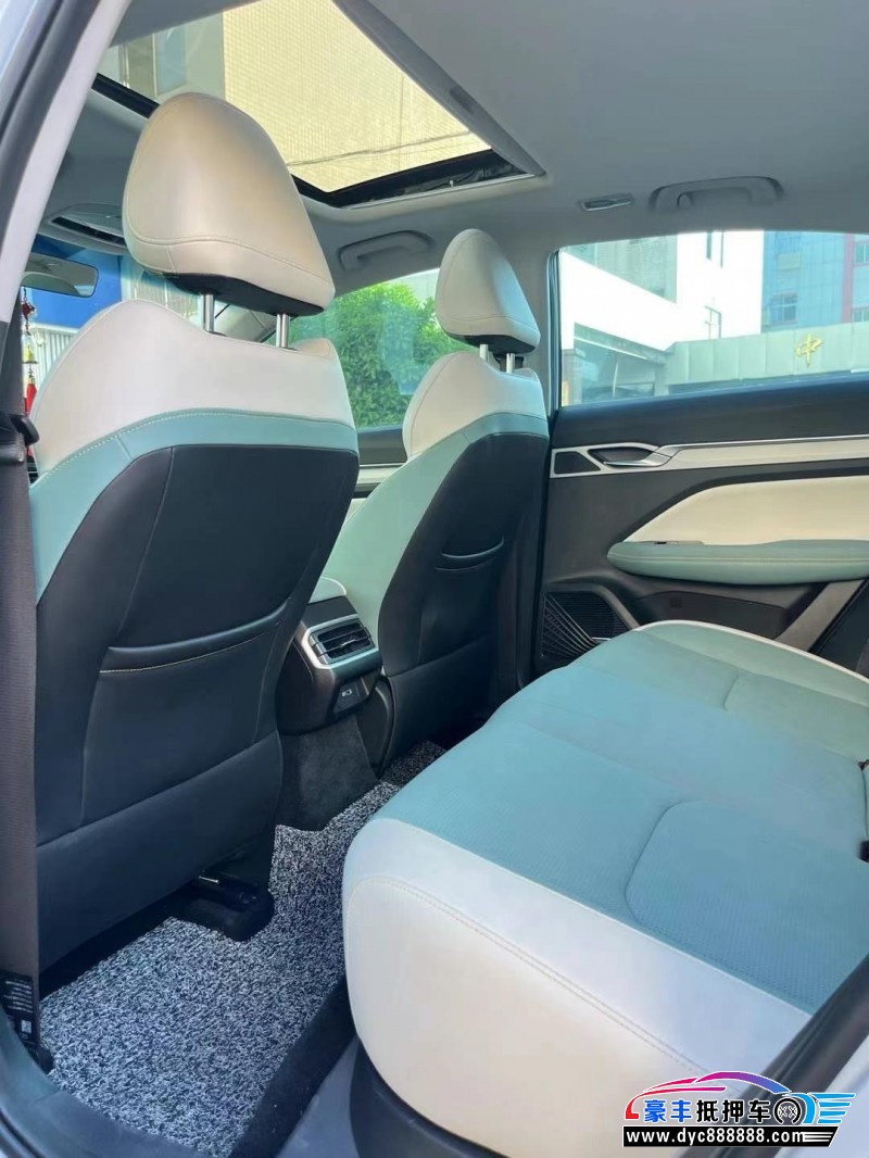 23年吉利帝豪轿车抵押车出售