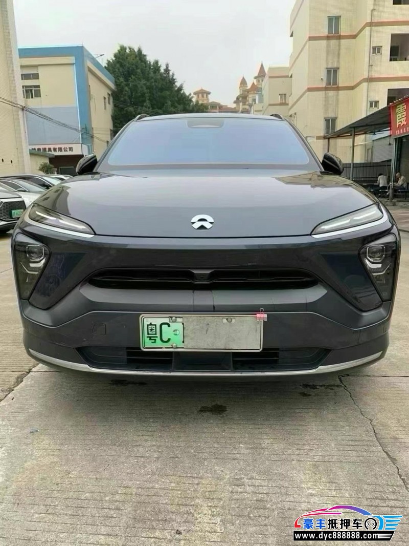 22年蔚来ES6轿车抵押车出售