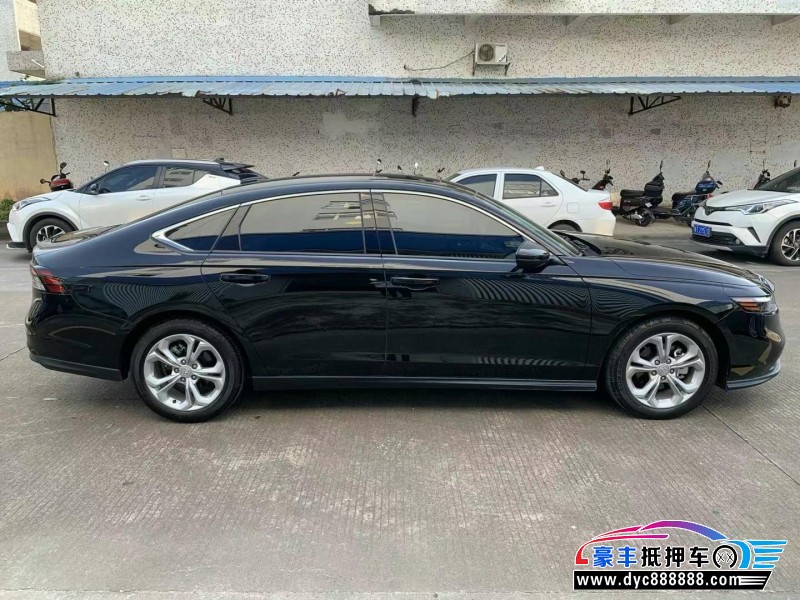 24年本田雅阁轿车抵押车出售