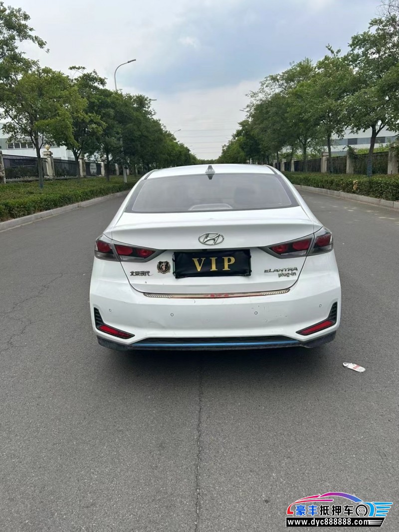 21年现代领动轿车抵押车出售