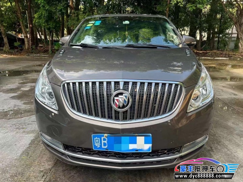 14年别克GL8轿车抵押车出售