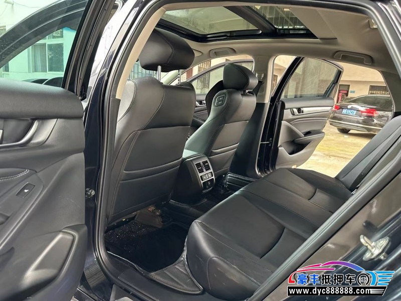 21年本田雅阁轿车抵押车出售