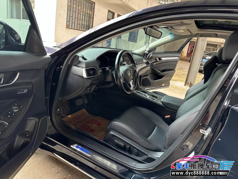 21年本田雅阁轿车抵押车出售