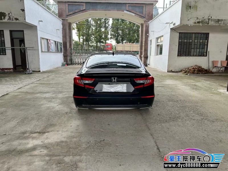 21年本田雅阁轿车抵押车出售