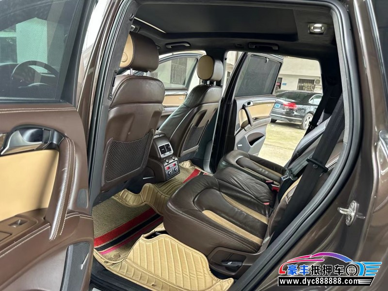 11年奥迪Q7轿车抵押车出售