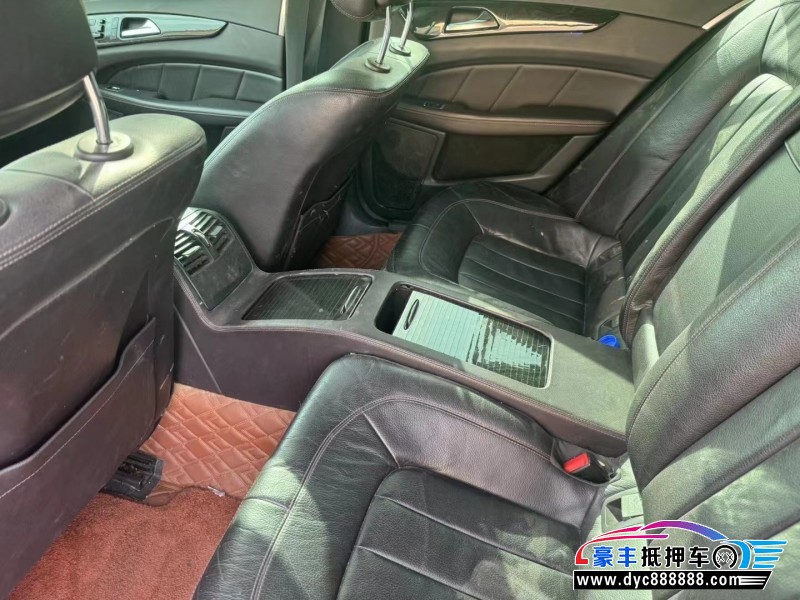 12年奔驰CLS轿车抵押车出售