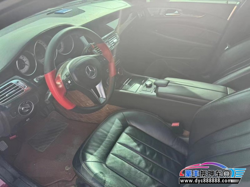 12年奔驰CLS轿车抵押车出售