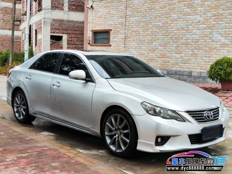 13年丰田锐志轿车抵押车出售