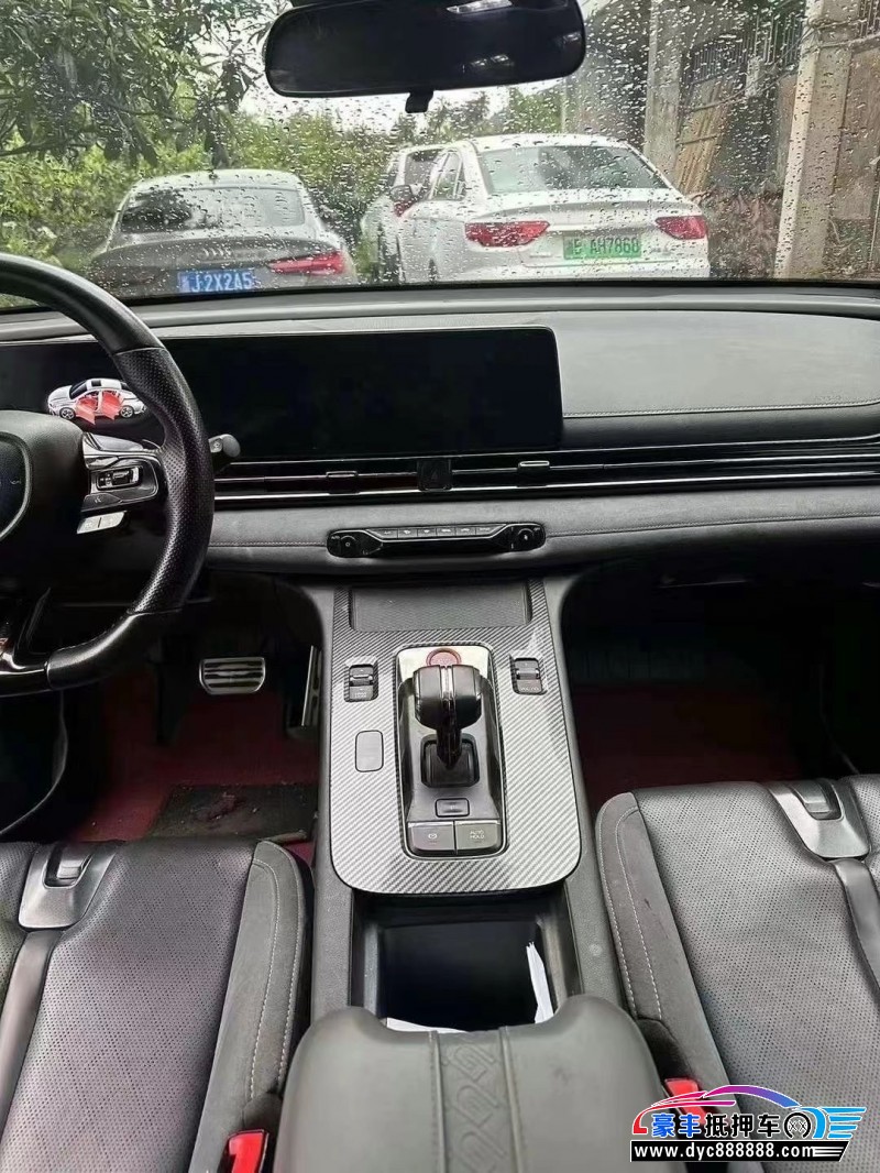 23年传祺影豹轿车抵押车出售