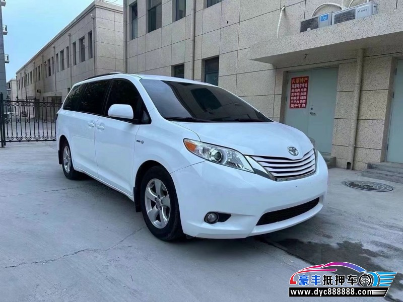 18年丰田塞纳轿车抵押车出售