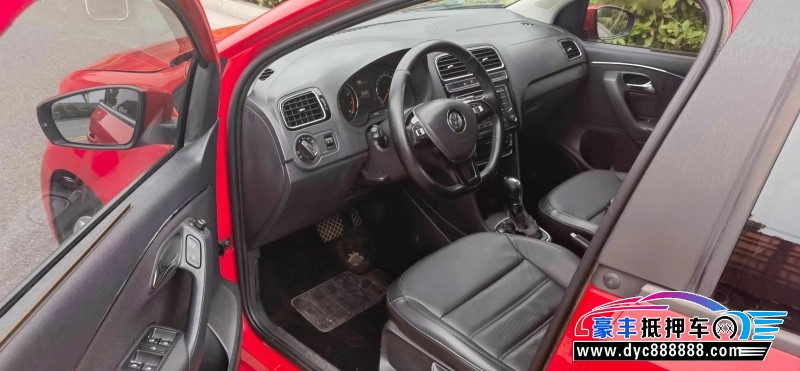 17年大众poloSUV抵押车出售