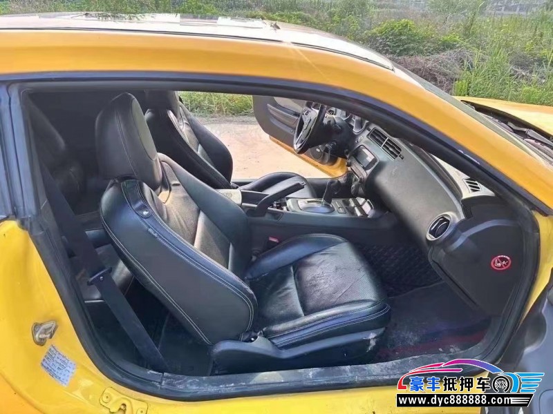 14年雪佛兰科迈罗轿车抵押车出售