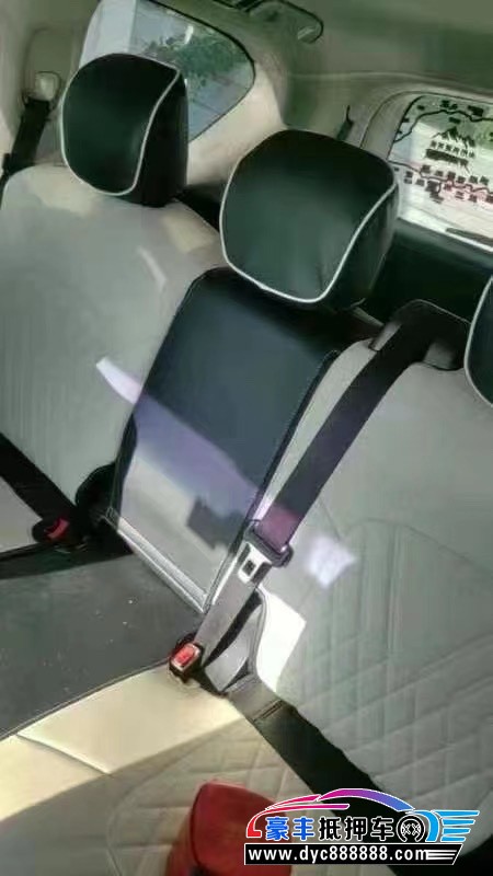 17年日产途乐SUV抵押车出售