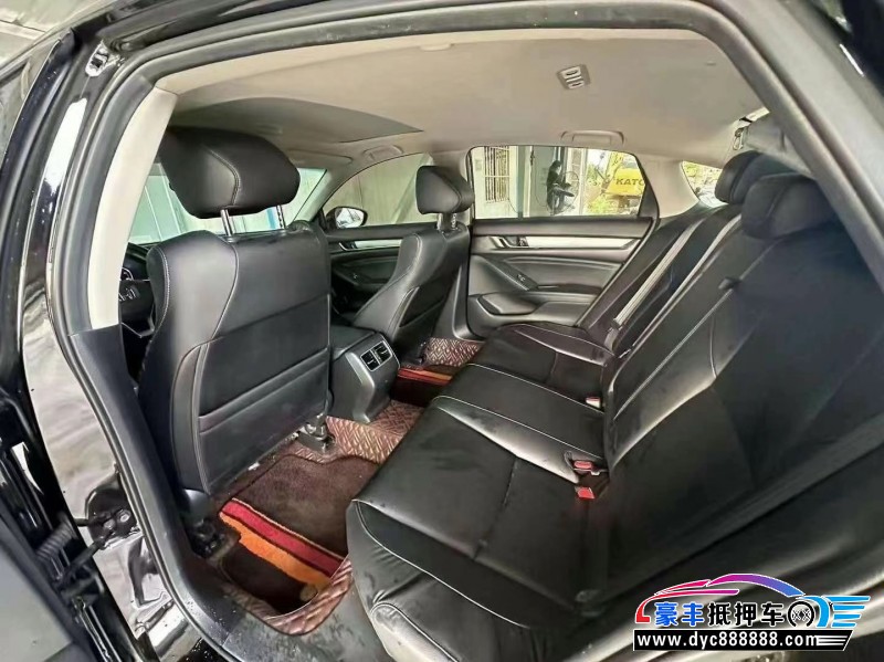 21年本田雅阁轿车抵押车出售