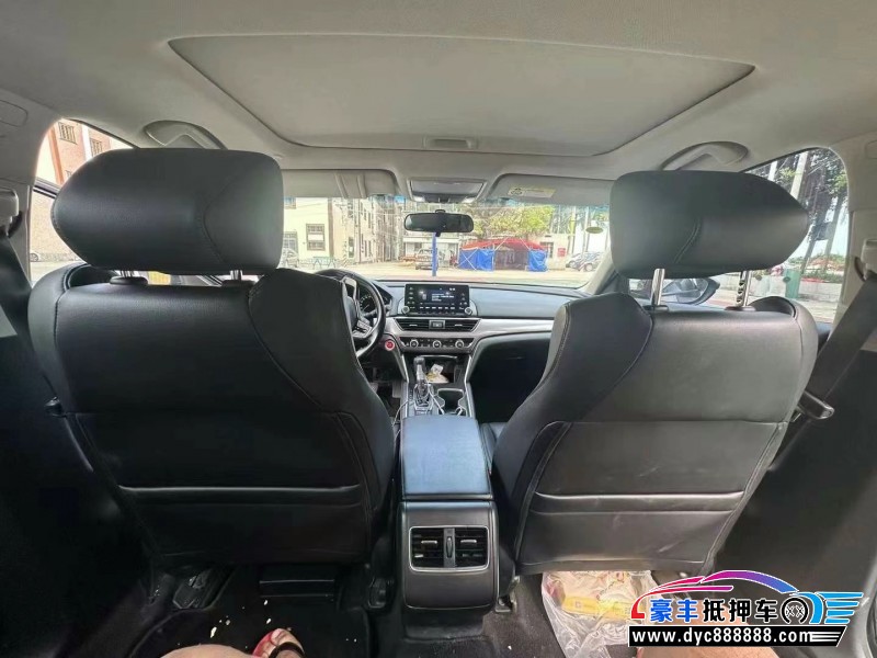 20年本田雅阁轿车抵押车出售