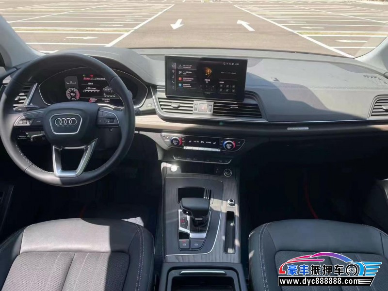 23年奥迪Q5SUV抵押车出售