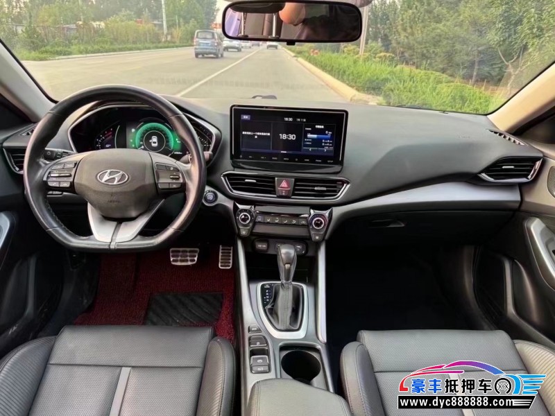 20年现代菲斯塔轿车抵押车出售