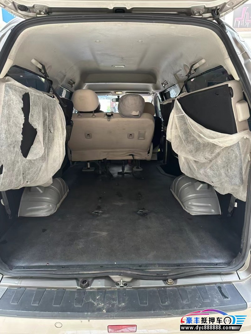 23年东风风行菱智轿车抵押车出售