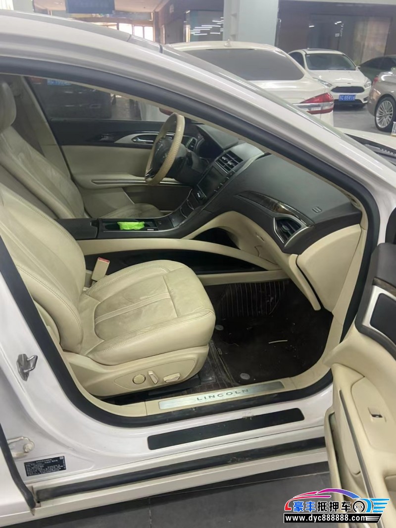 15年林肯MKZ轿车抵押车出售