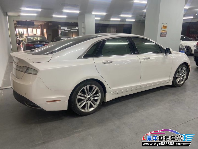 15年林肯MKZ轿车抵押车出售