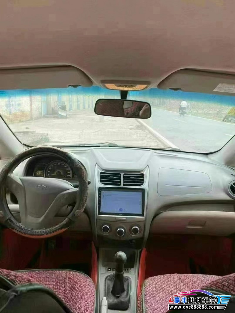 12年雪佛兰赛欧轿车抵押车出售