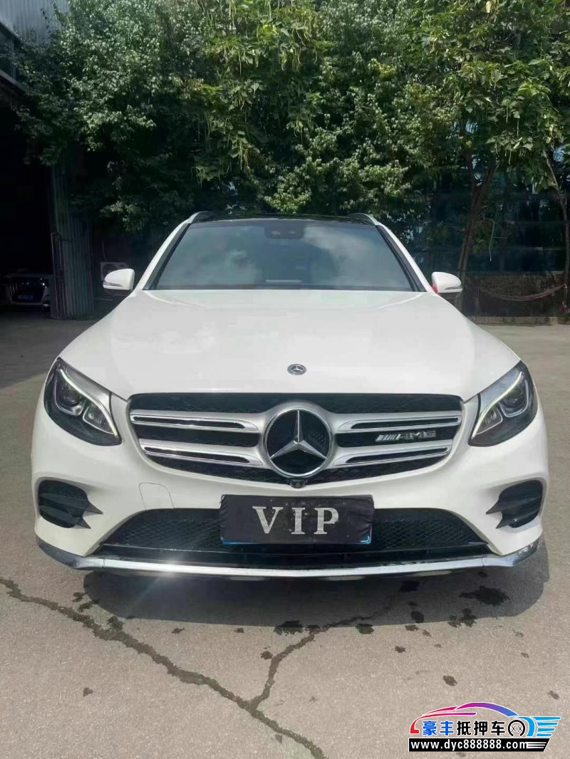 18年奔驰GLC轿车抵押车出售