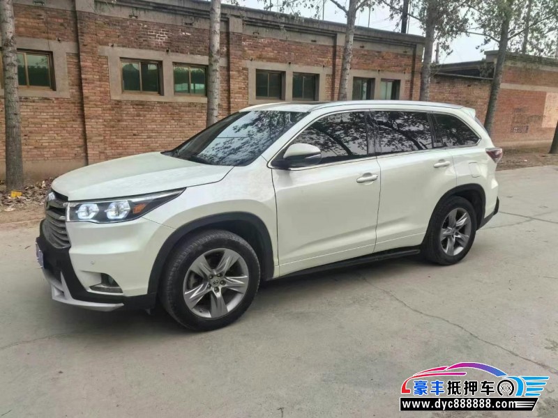 17年丰田汉兰达轿车抵押车出售