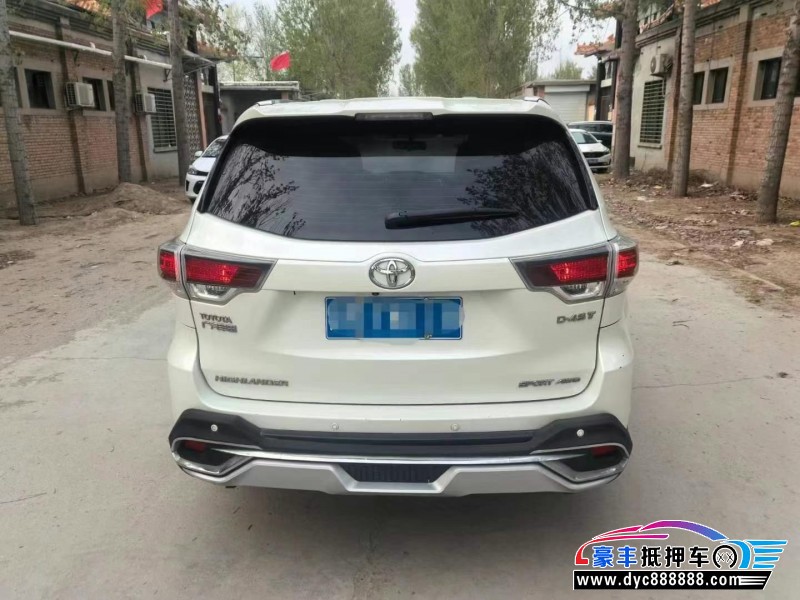 17年丰田汉兰达轿车抵押车出售