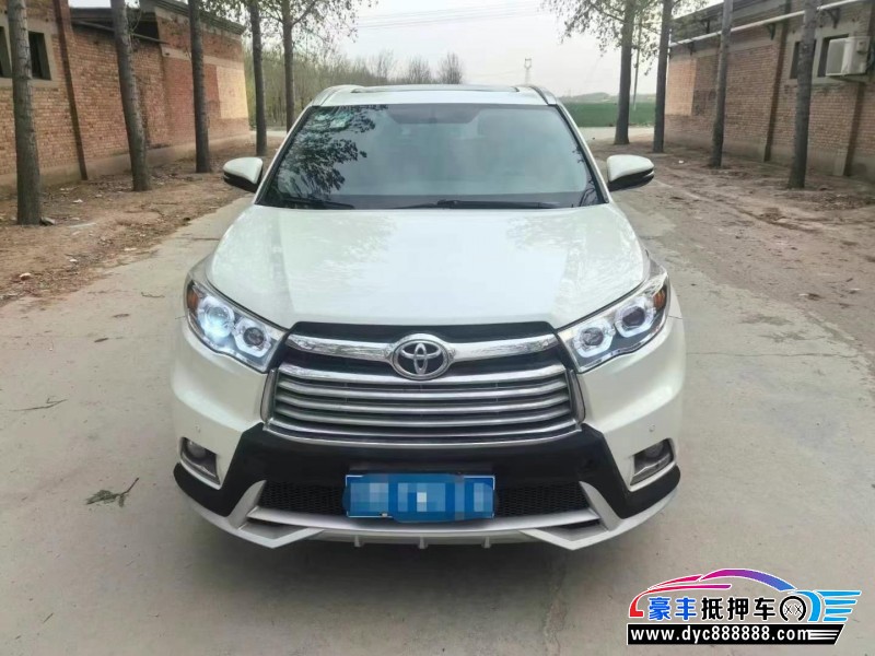 17年丰田汉兰达轿车抵押车出售