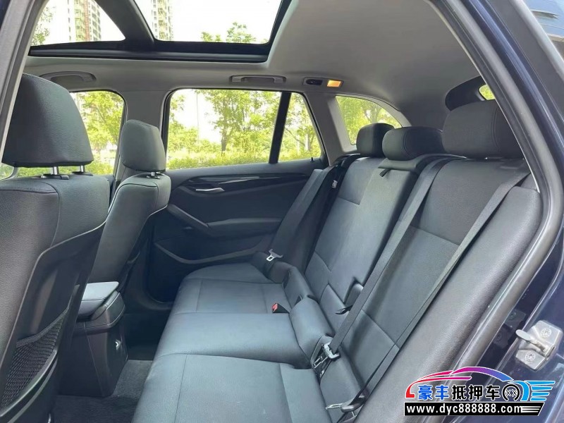 13年宝马X1轿车抵押车出售