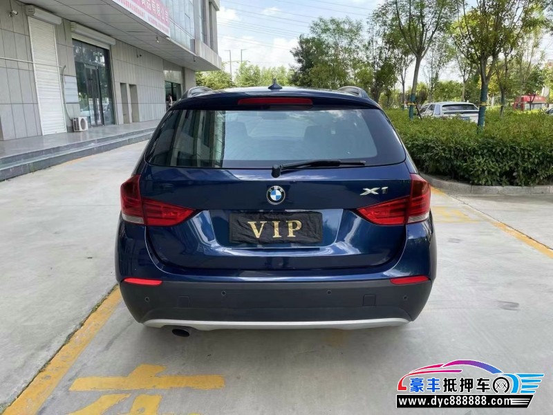 13年宝马X1轿车抵押车出售