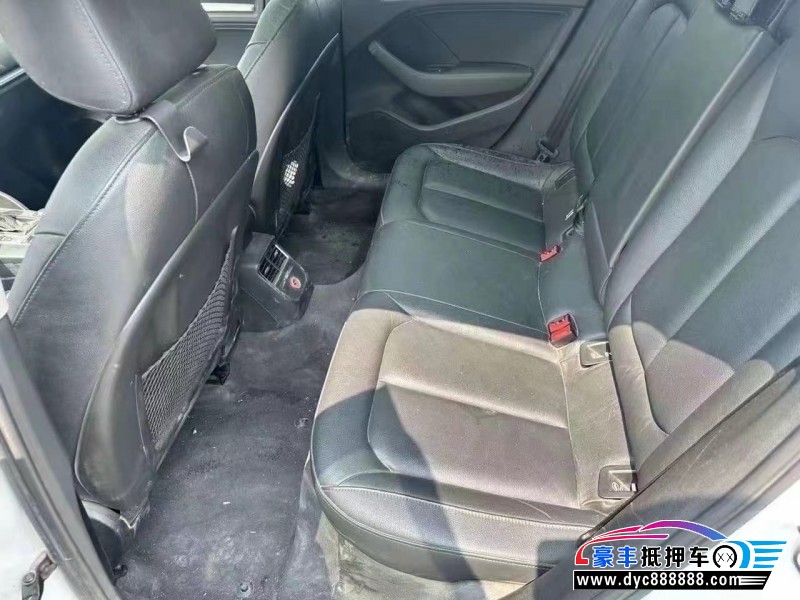 17年奥迪A3轿车抵押车出售